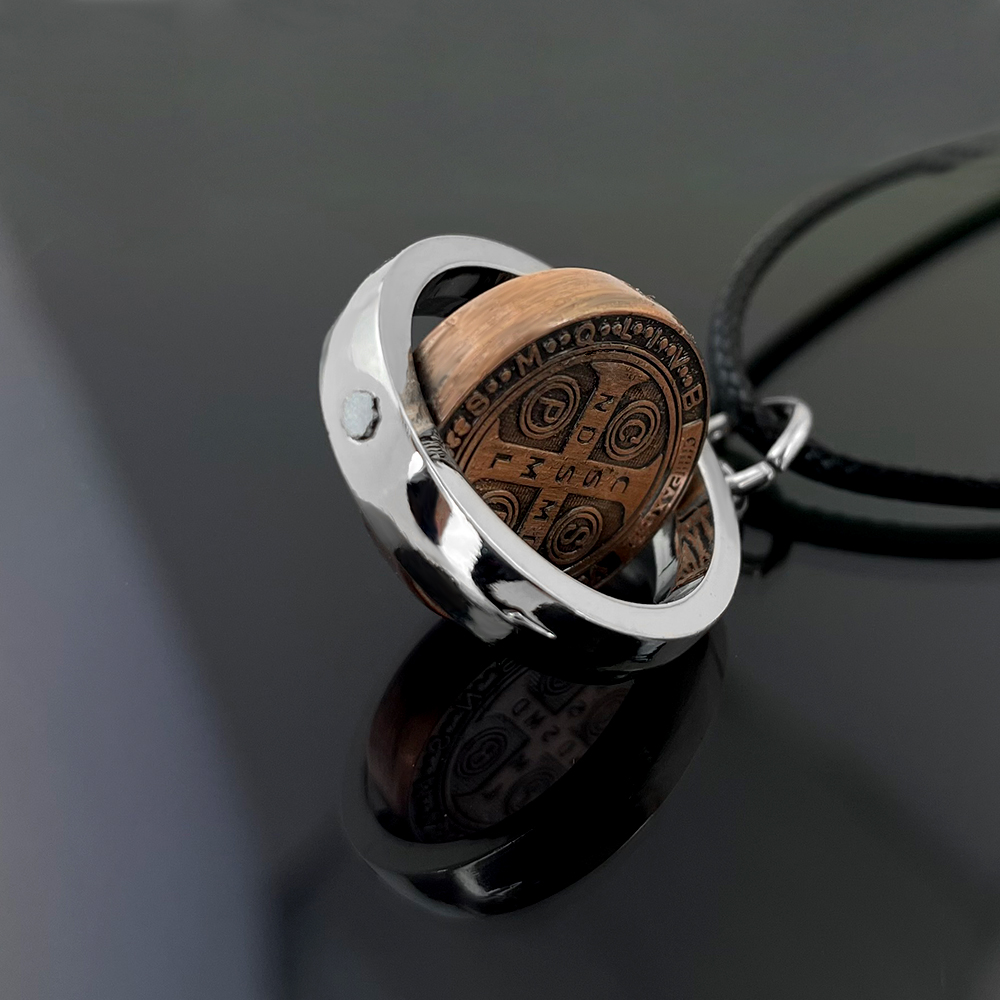 Nowy Medalik Świętego Benedykt – Jewelry & Watches Spółka Z Ograniczoną Odpowiedzialnością Sp Z Oo recenzja i cena